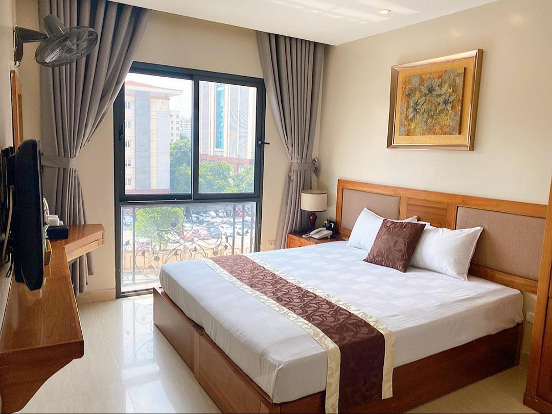 Hanoi B Hotel & Travel - 5 Mins Hoan Kiem Lake 외부 사진